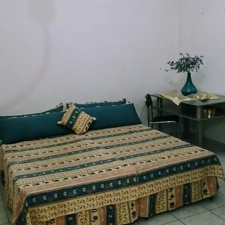 Center Apartment: Beachfront And Concert Hall Proximity Apartment Thessaloniki