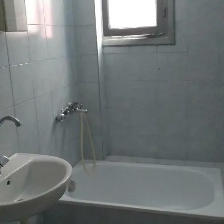 Apartment Center Apartment: Beachfront And Concert Hall Proximity Thessaloniki