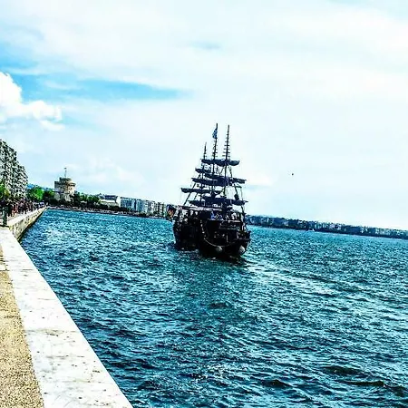 Center Near The Sea And Metro And Conference Center Of Concert Hall 公寓 *